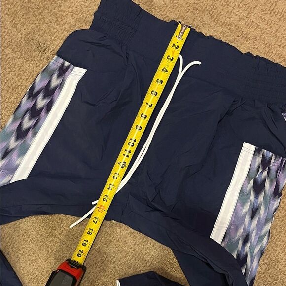 NWOT Free People Navy and White Track Pants - Picture 11 of 12